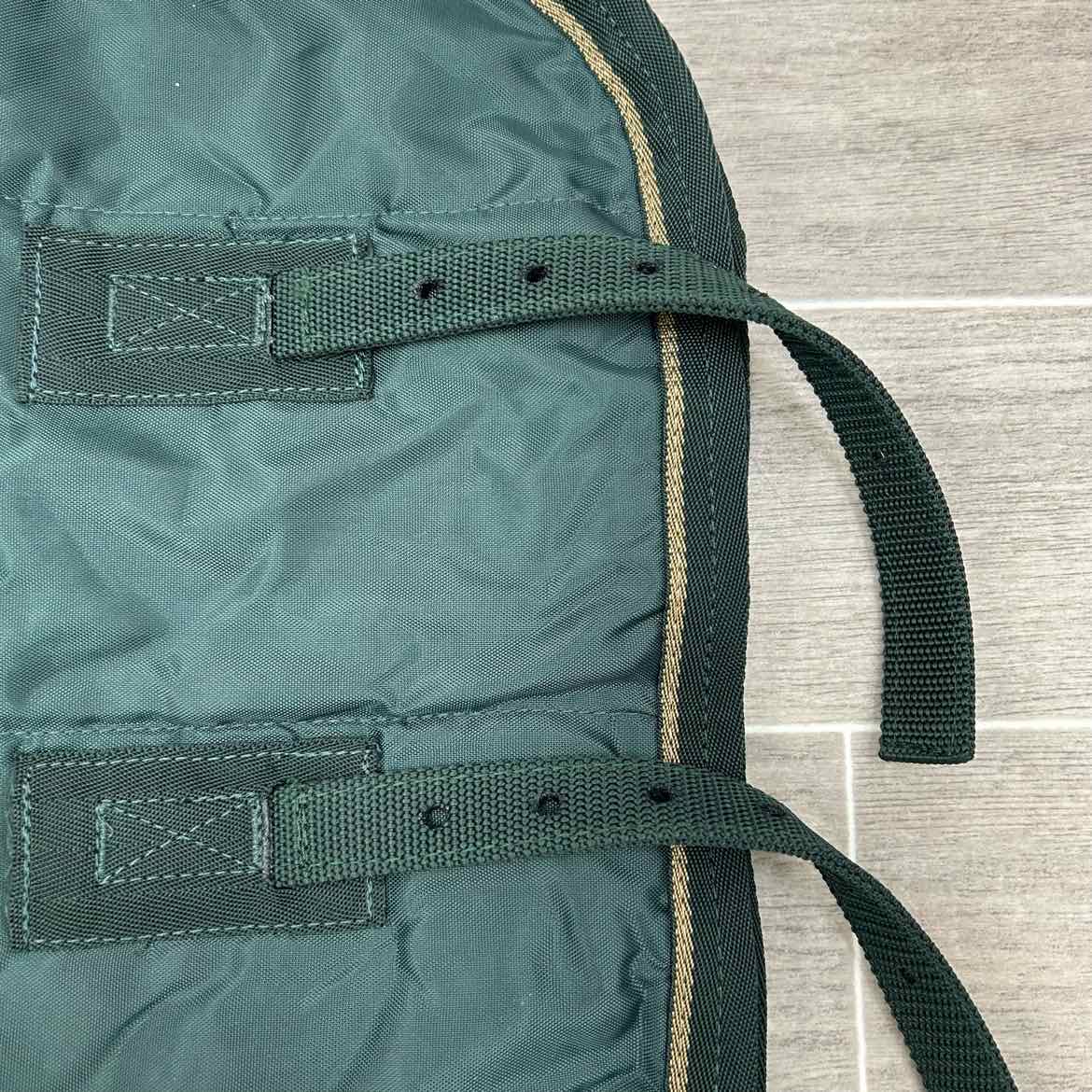Beval Stable Blanket 84"