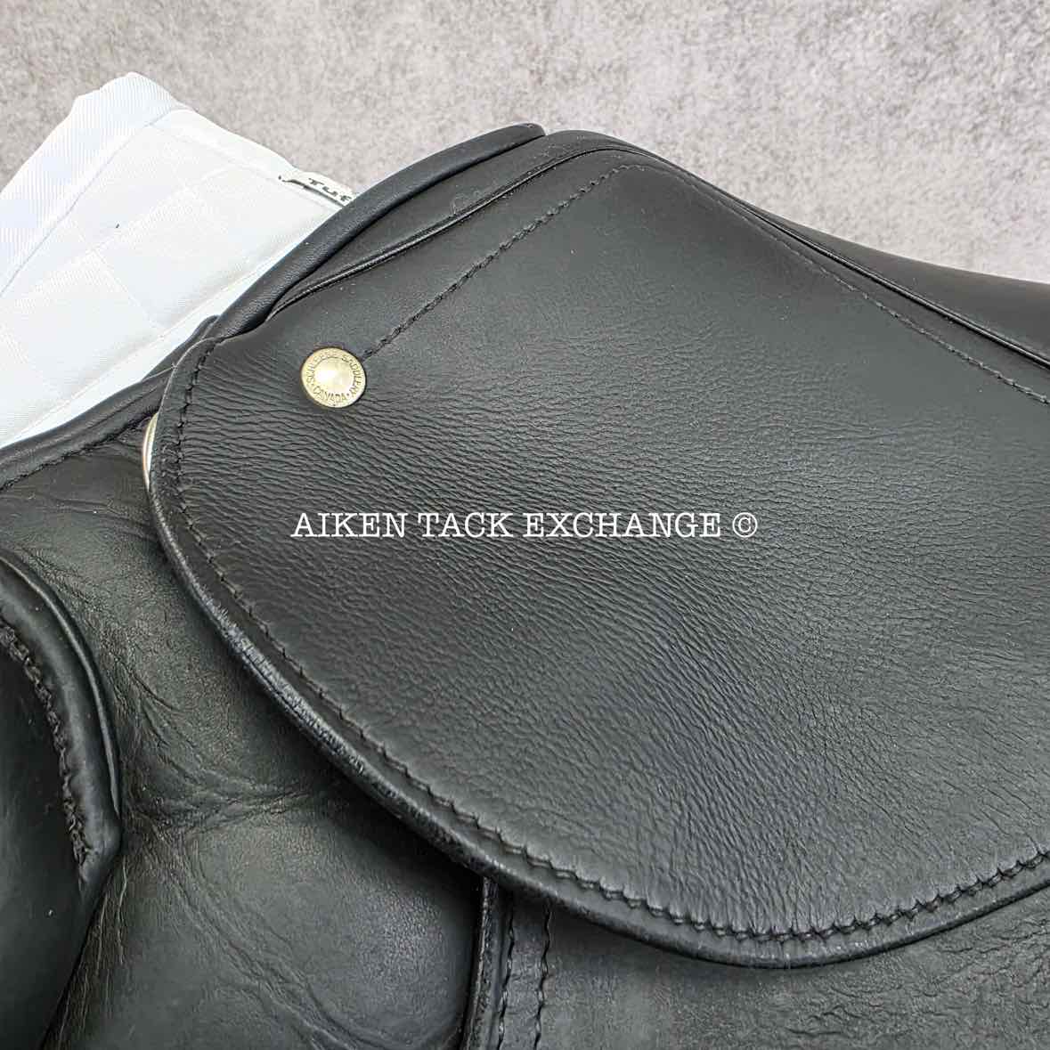 **On Trial** 2010 Schleese Eagle XC Monoflap Jump Saddle, 18" Seat, Adjustable AdapTree, Wool Flocked Panels