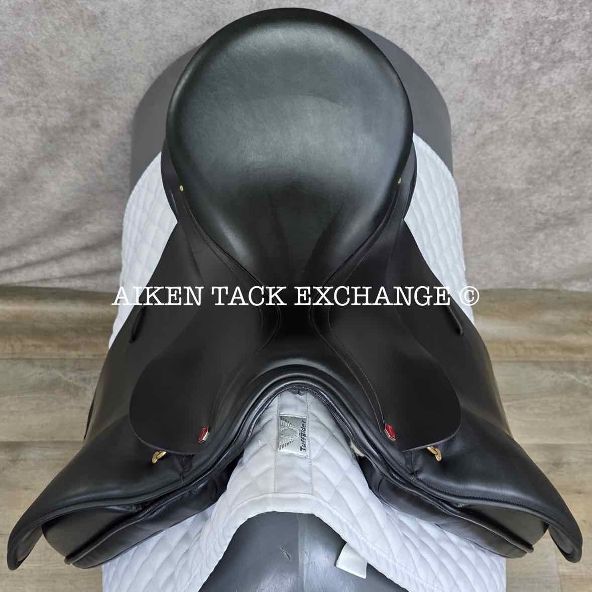 Albion SLK Dressage Saddle, 17.5" Seat, Adjusta-Tree: Set to Wide, Wool Flocked Panels