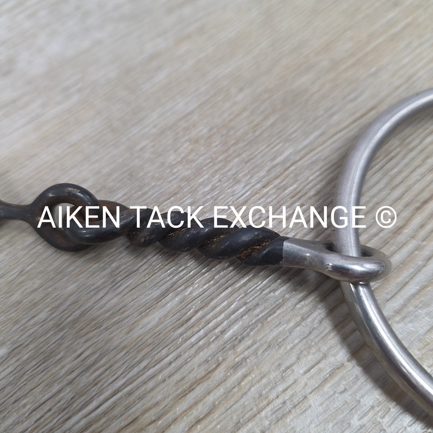 Loose Ring Sweet Iron Twisted Wire Dog Bone Bit 5.5"