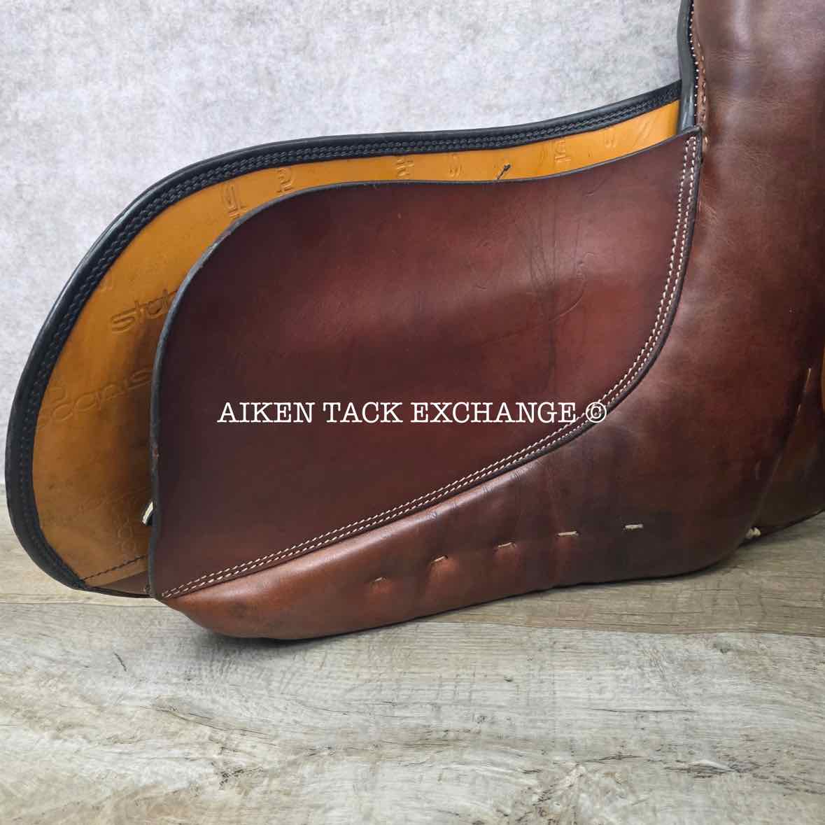 Stubben Romanus Dressage Saddle, 17.5" Seat, 31cm Tree - MW, Wool Flocked Panels