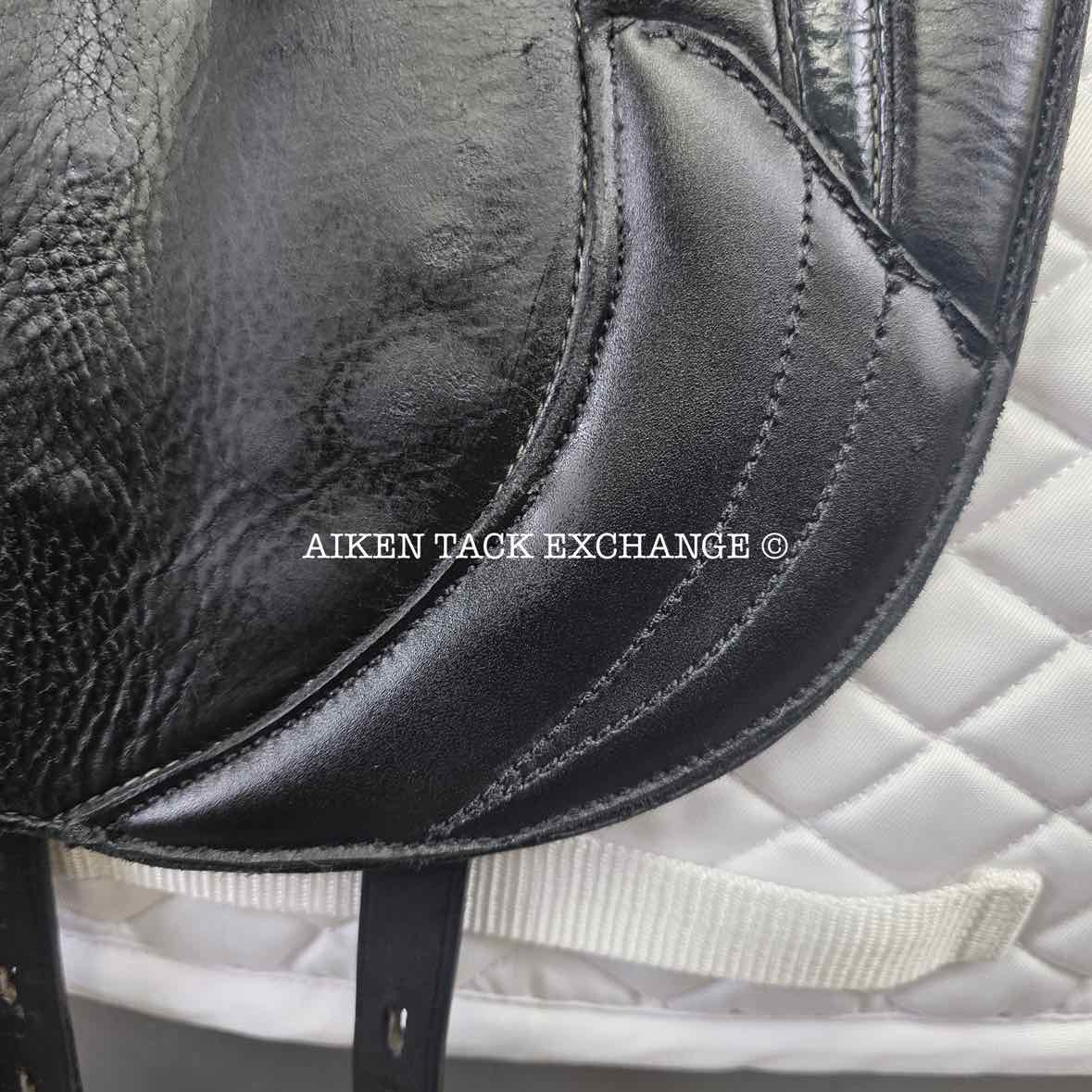 Fairfax Elias Monoflap Dressage Saddle, 18" Seat, Adjustable Tree - Changeable Gullet, Wool Flocked Panels