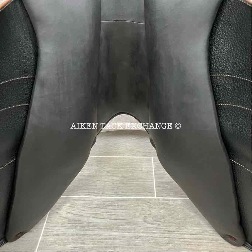 2023 Arion Atlas Cross Country Monoflap Jump Saddle, 17.5" Seat, 2A Flap, Medium Wide Tree, Foam Panels, Full Buffalo Leather
