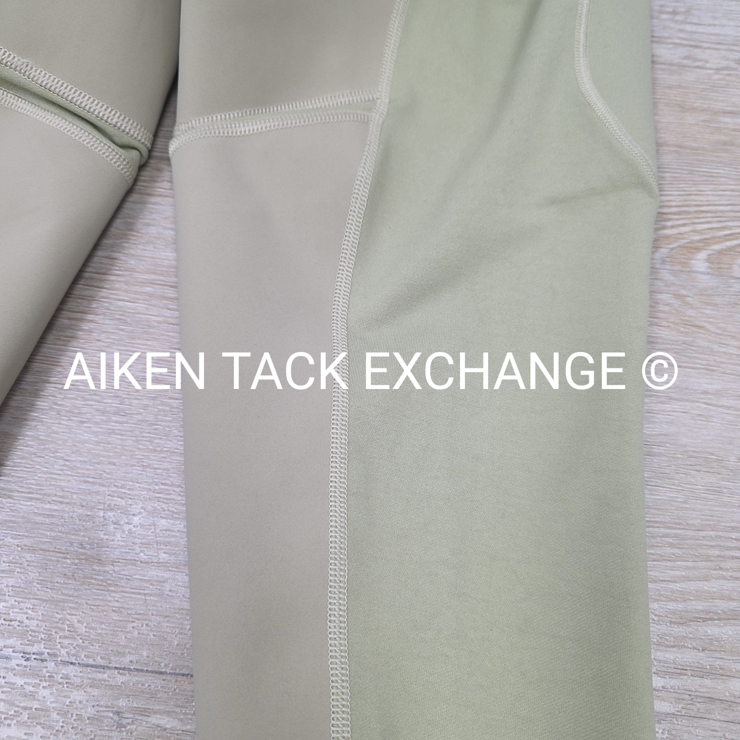 Kerrits Full Seat Tights, Size Medium