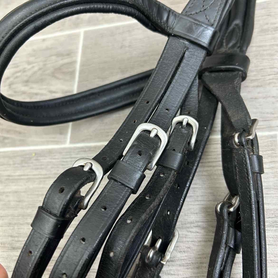 Shires Velociti Rapida Rolled Padded Caveson Bridle, No Reins, Size Full