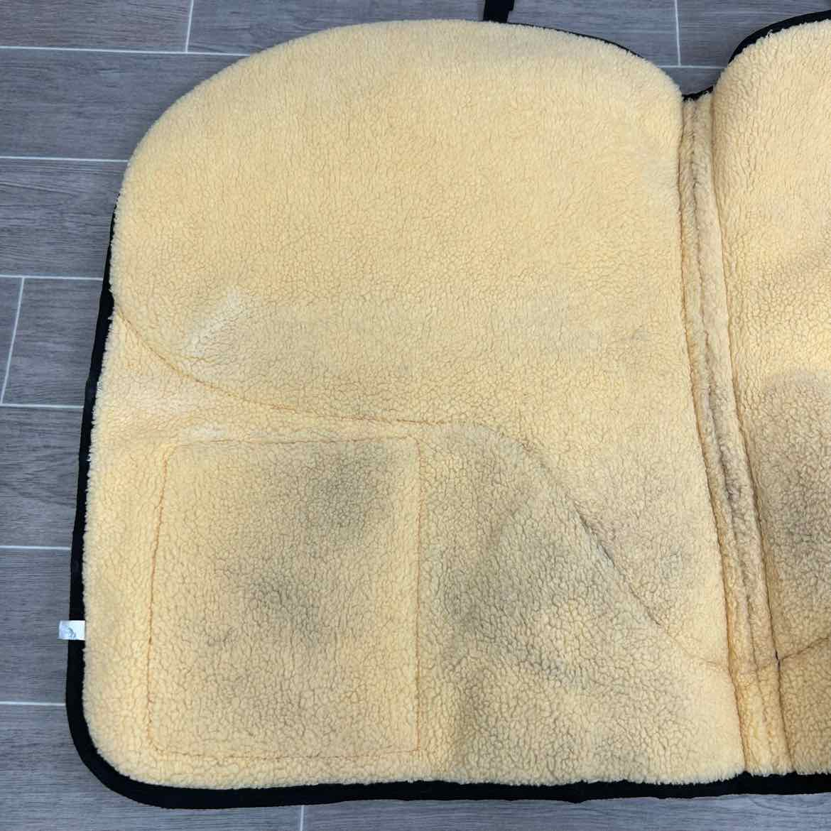 Fleece All Purpose Saddle Pad with Pockets