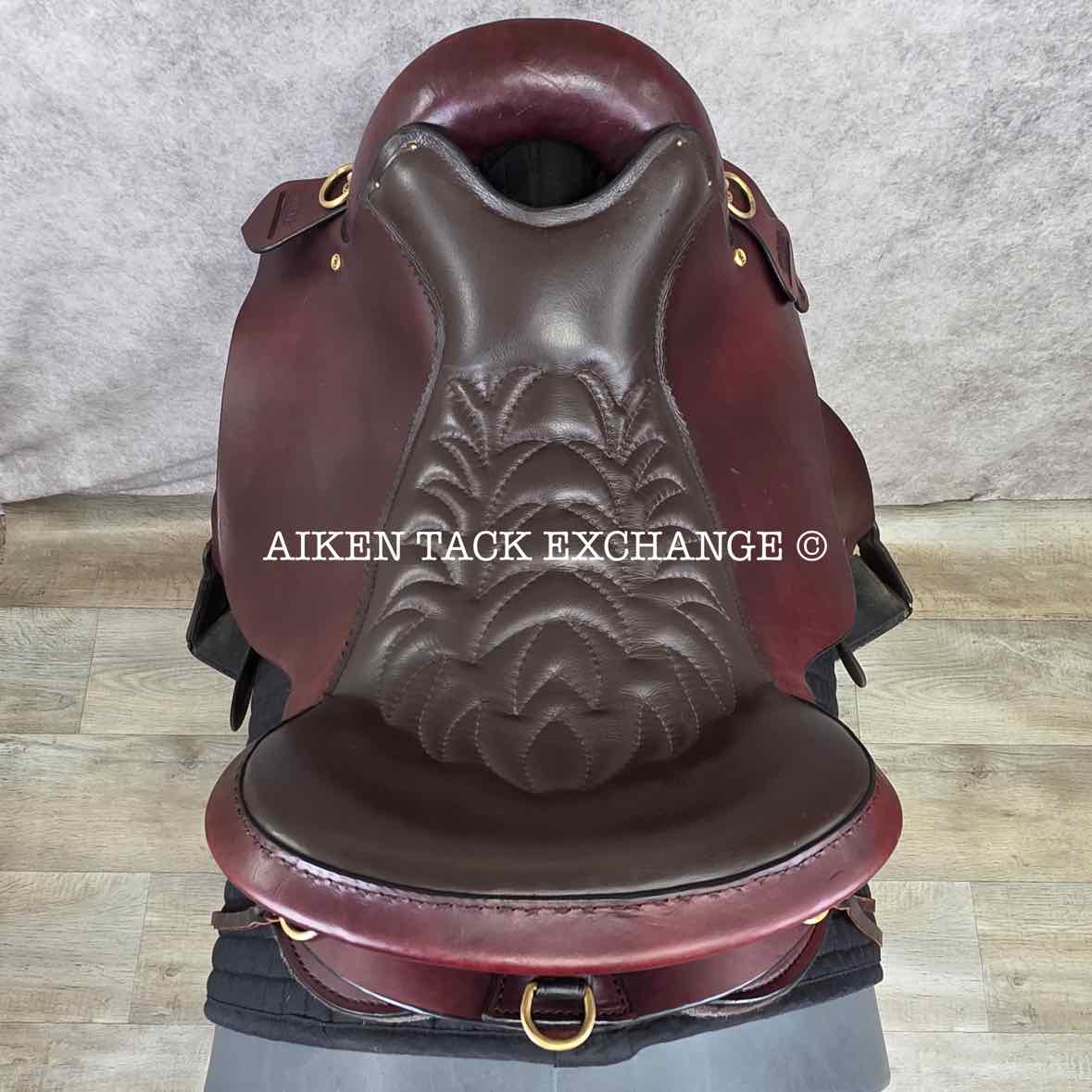 2015 Tucker 159 Endurance Trail Saddle, 17.5" Seat, Wide Tree - Full QH Bars