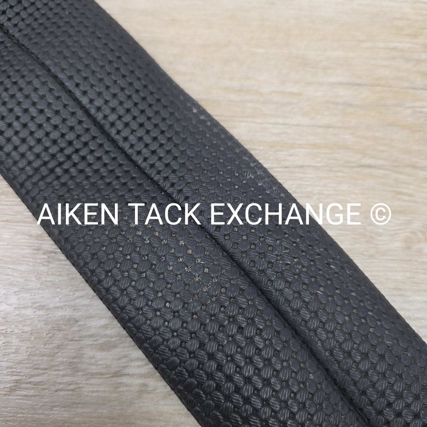 Wintec Short Girth, Black, 26"