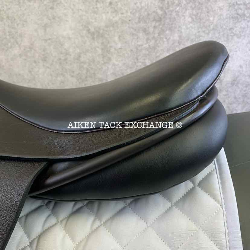 Detente by Advanced Saddle Fit Hadley Jump Saddle, 18" Seat, MW/W Tree, Wool Flocked Panels