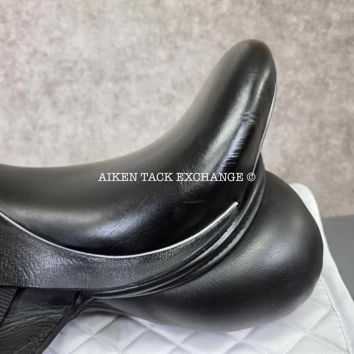 2015 Custom Saddlery Wolfgang Omni Dressage Saddle, 18" Seat, Adjustable Tree, Wool Flocked Panels