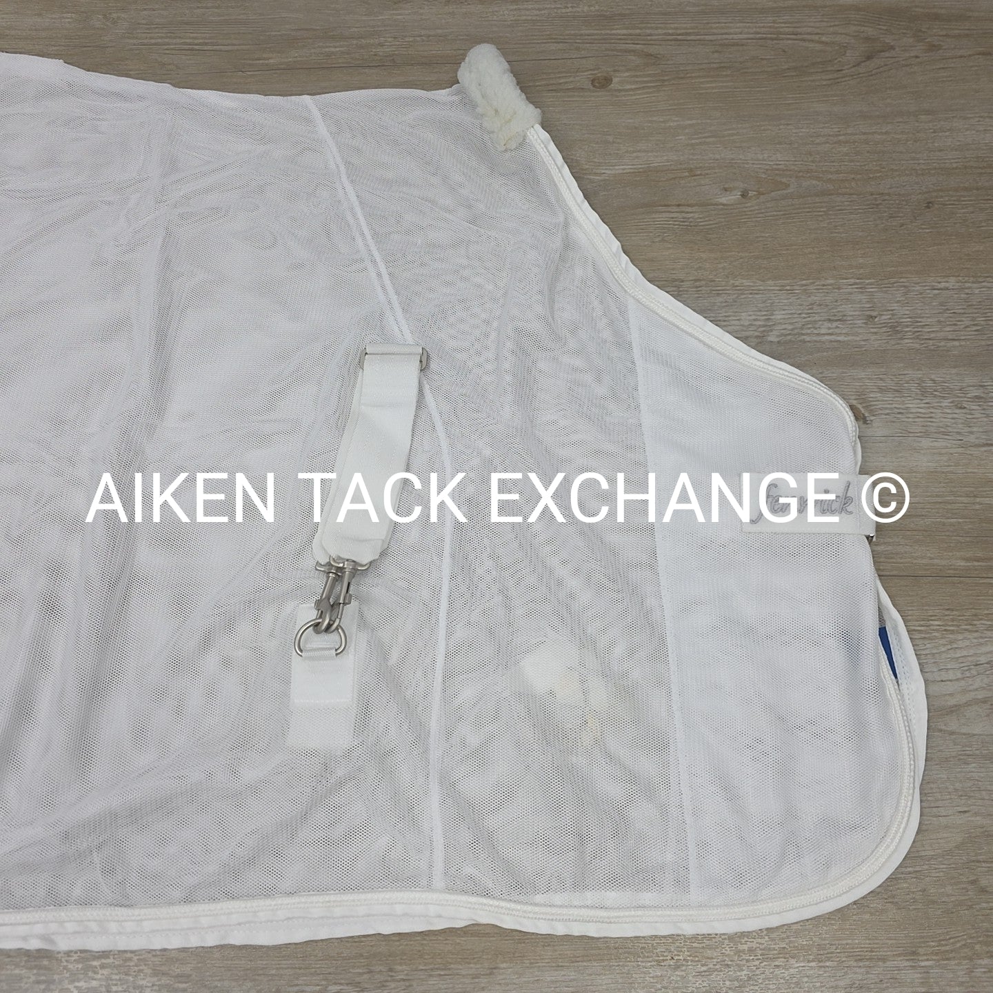 Fenwick Equestrian BodyGuard Mesh Cooler, White (has some marks) 62"