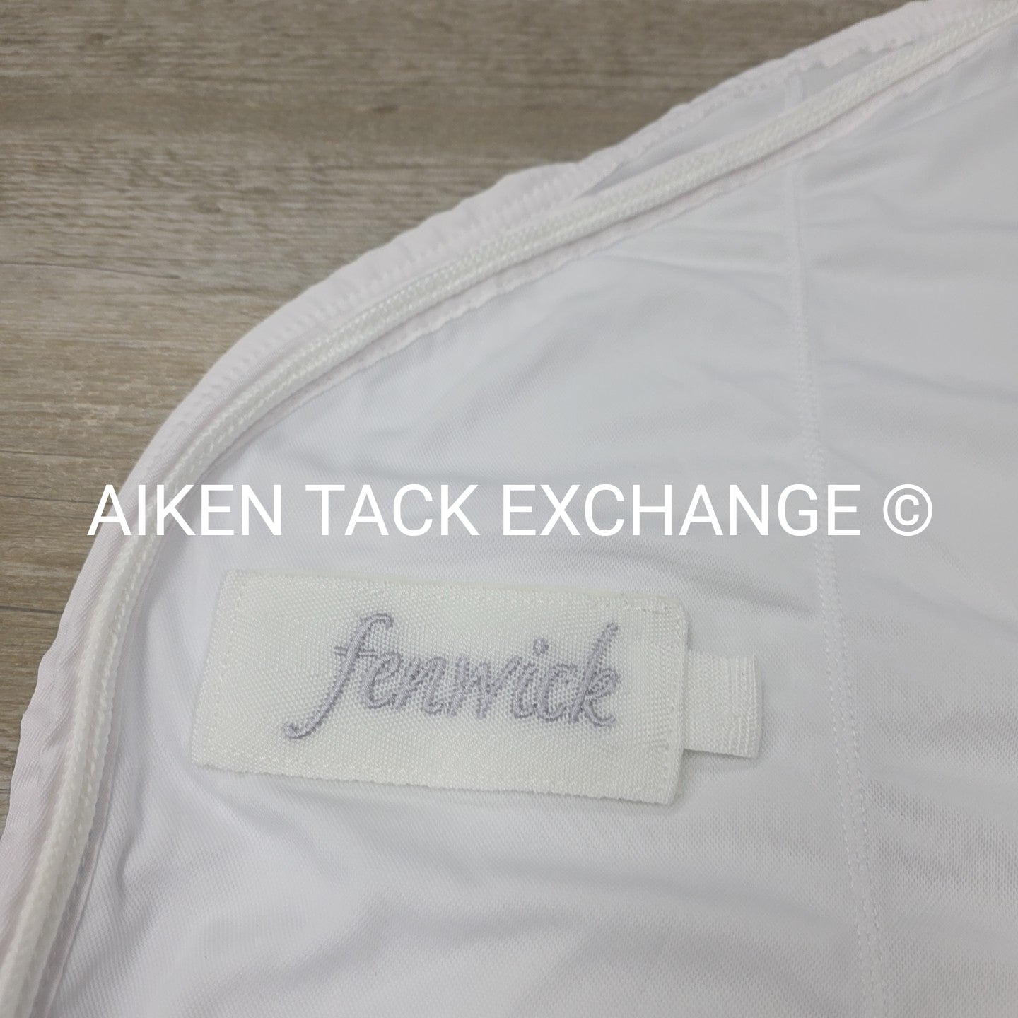 Fenwick Equestrian Therapeutic Jade Cooler, White (has marks), 82"