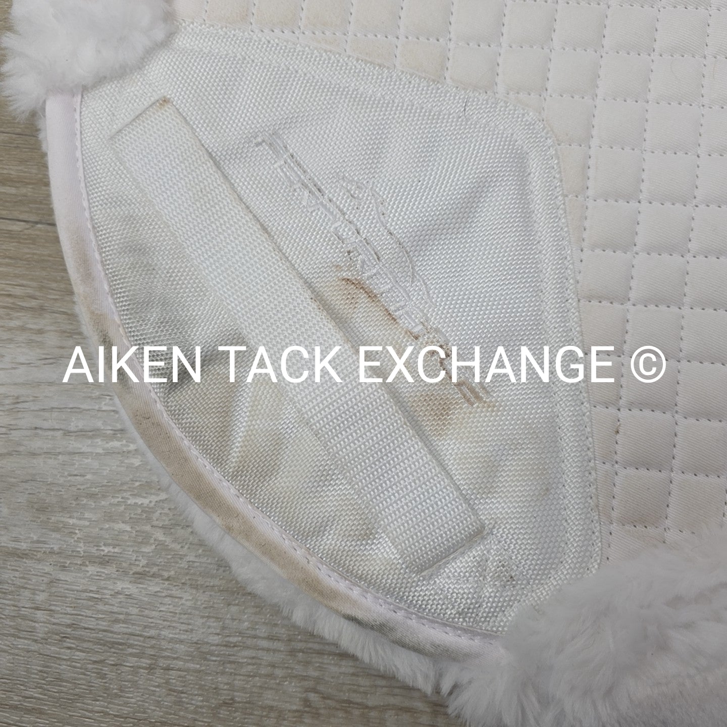 Shires SupaFleece Fully Lined Shaped Saddle Pad, 18"