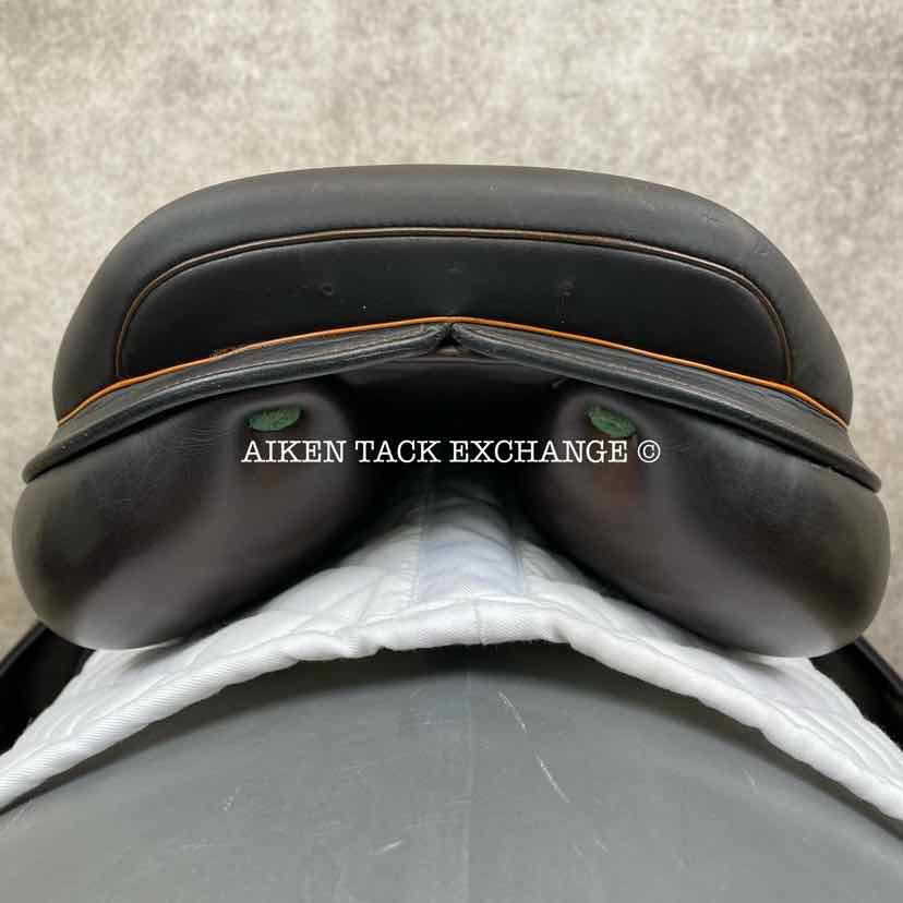 2007 Equipe Expression Close Contact Jump Saddle, 17" Seat, Extra Wide Tree, Foam Panels