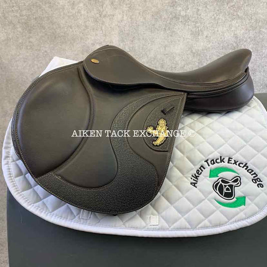 **SOLD** 2022 Fairfax World Class Dual Flap Jump Saddle, 17.5" Seat, Adjustable Tree - Changeable Gullet, Wool Flocked Panels