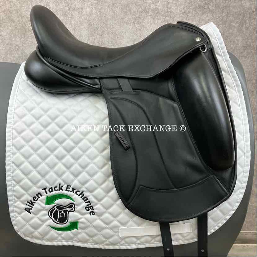 **SOLD** 2020 Custom Saddlery Icon Coda W Monoflap Dressage Saddle, 17.5" Seat, Adjustable Tree, Wool Flocked Panels