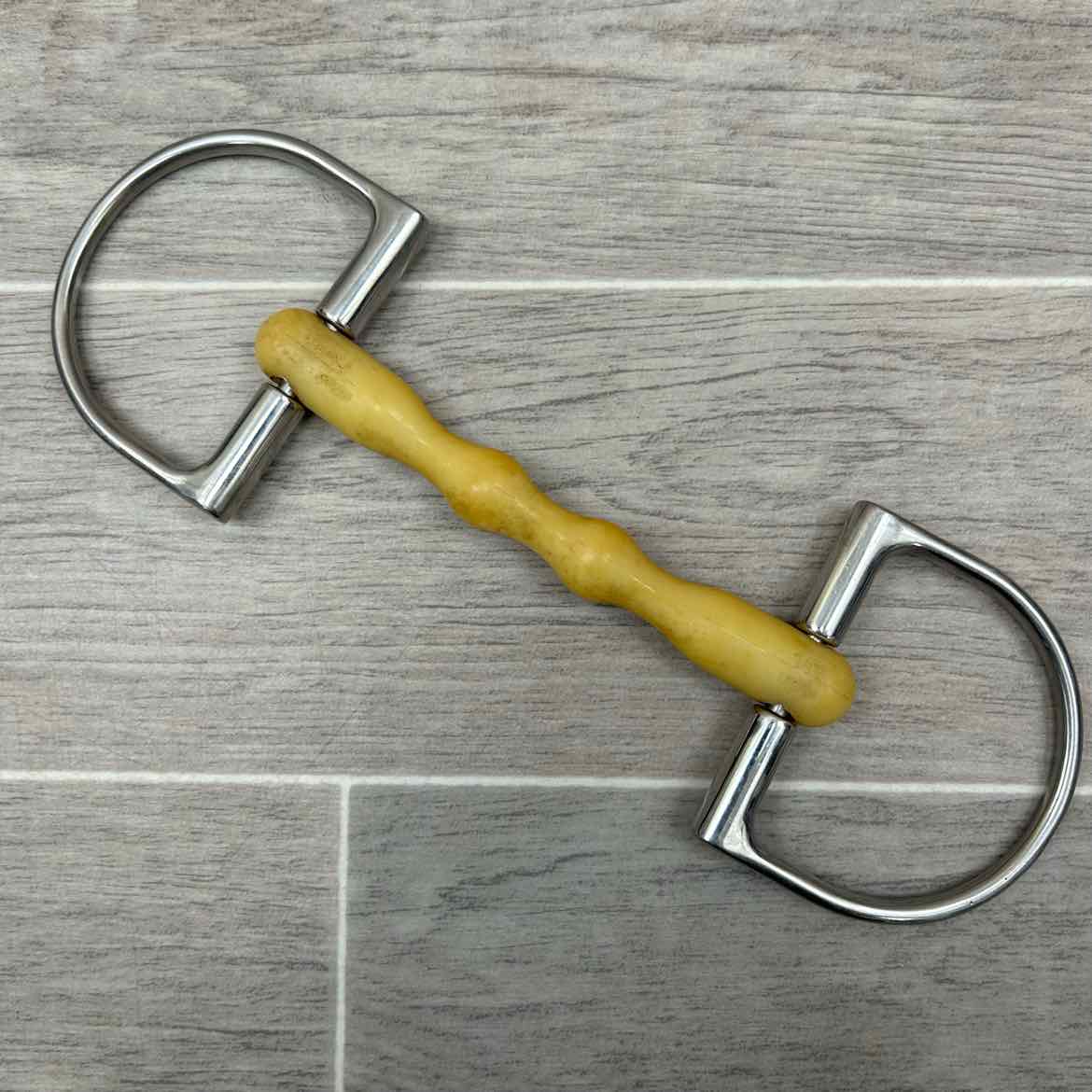 Happy Mouth Shaped Mullen Mouth King Hunter D Ring Bit 5.5"