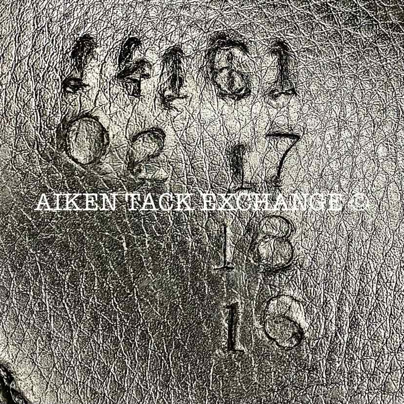 2017 Custom Saddlery Laguna XR Monoflap Dressage Saddle, 18" Seat, Adjustable Tree, Wool Flocked Panels