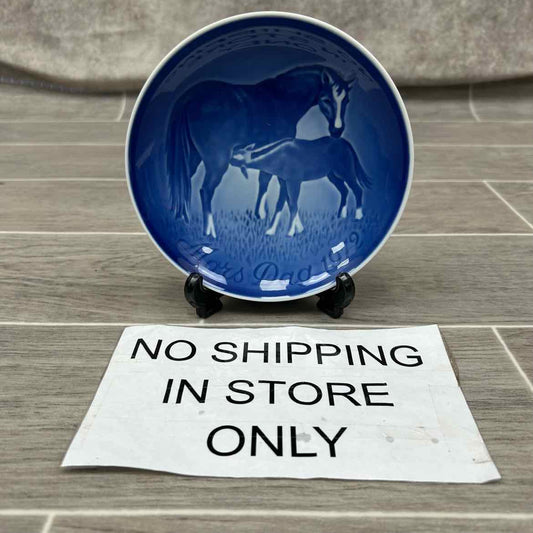 Mors Dag 1972 Ceramic Plate