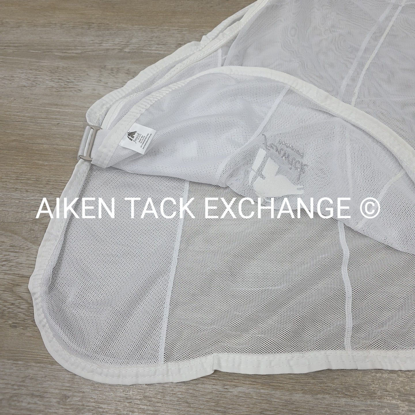 Fenwick Equestrian BodyGuard Mesh Cooler, White (has some marks) 62"