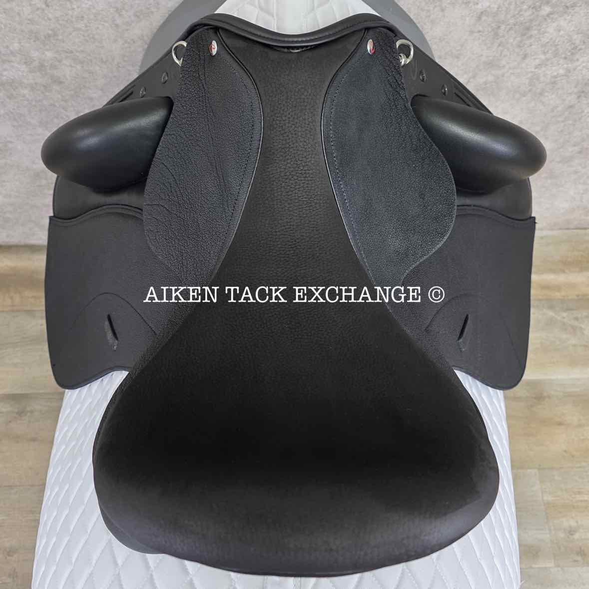 2025 Custom Saddlery Wolfgang Constanze 2 Monoflap Dressage Saddle, 17.5" Seat, Adjustable Tree, Wool Flocked Panels