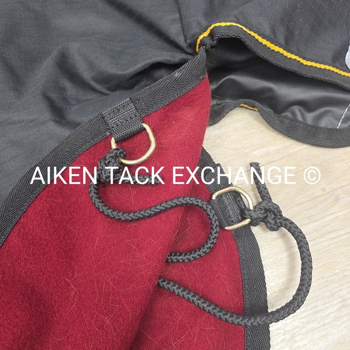 Bucas Quarter Sheet, Size Medium