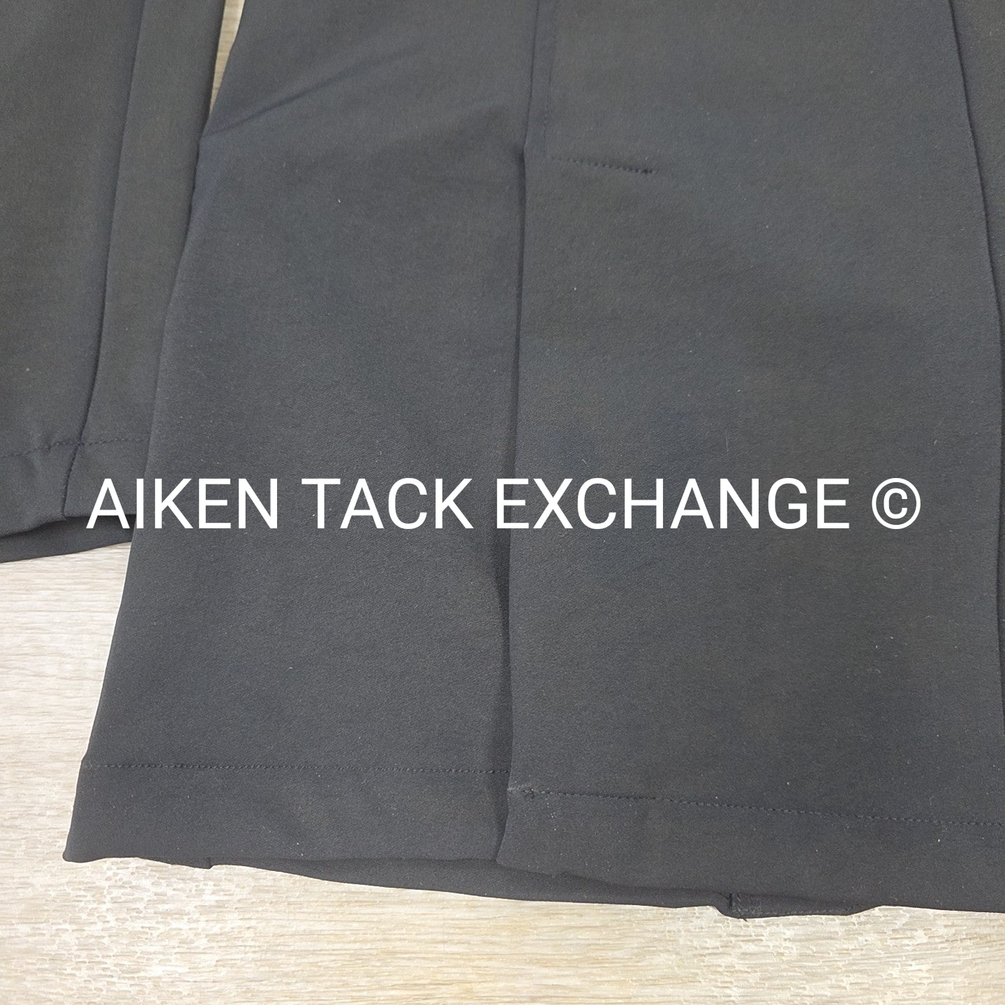 TuffRider Raleigh Show Coat, Size Medium