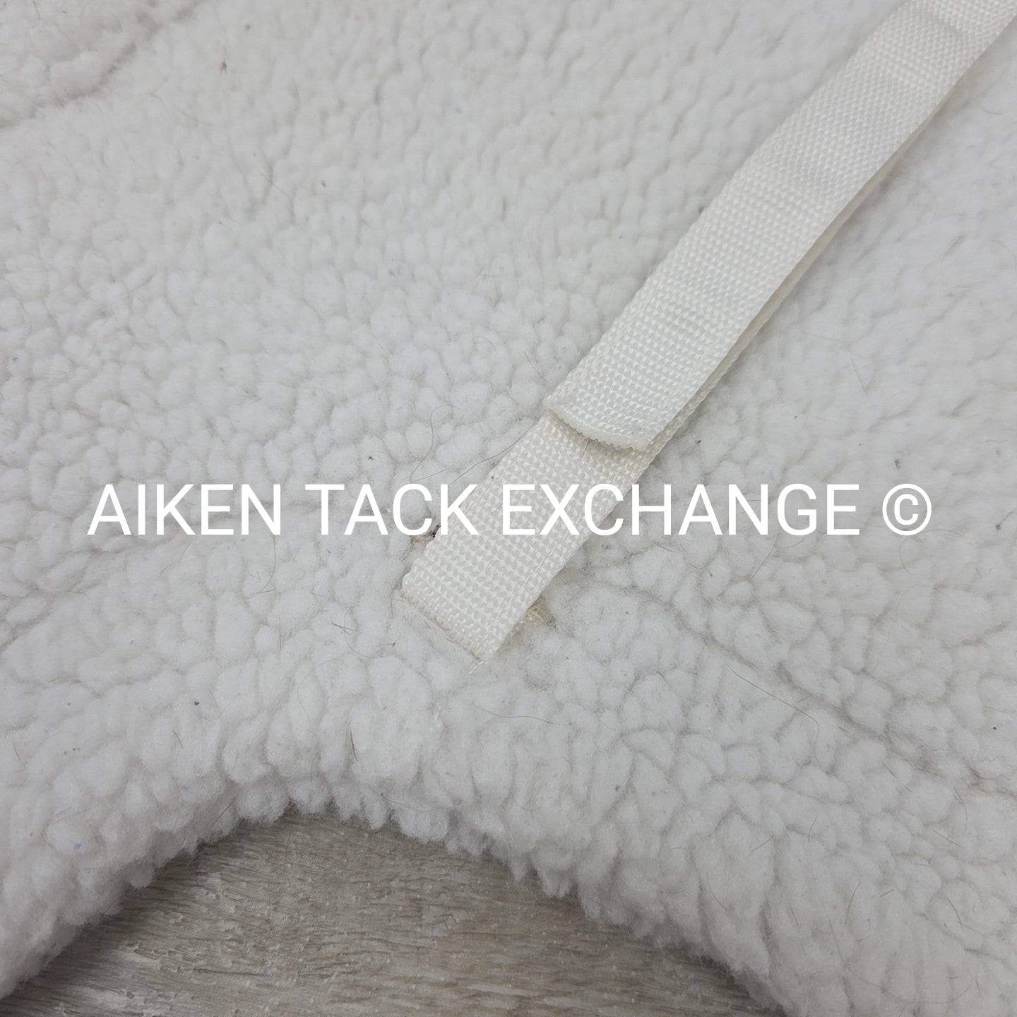 Toklat Medallion Contour Fleece Saddle Pad