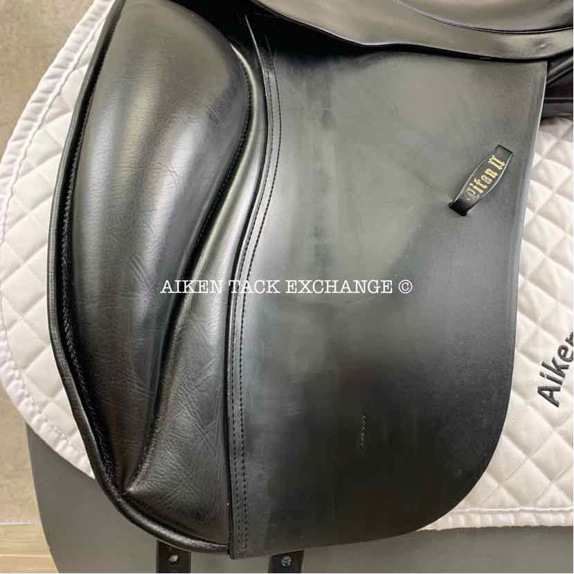 **SOLD** EuroRiding Titan II Dressage Saddle, 18" Seat, Wide Tree, Wool Flocked Panels