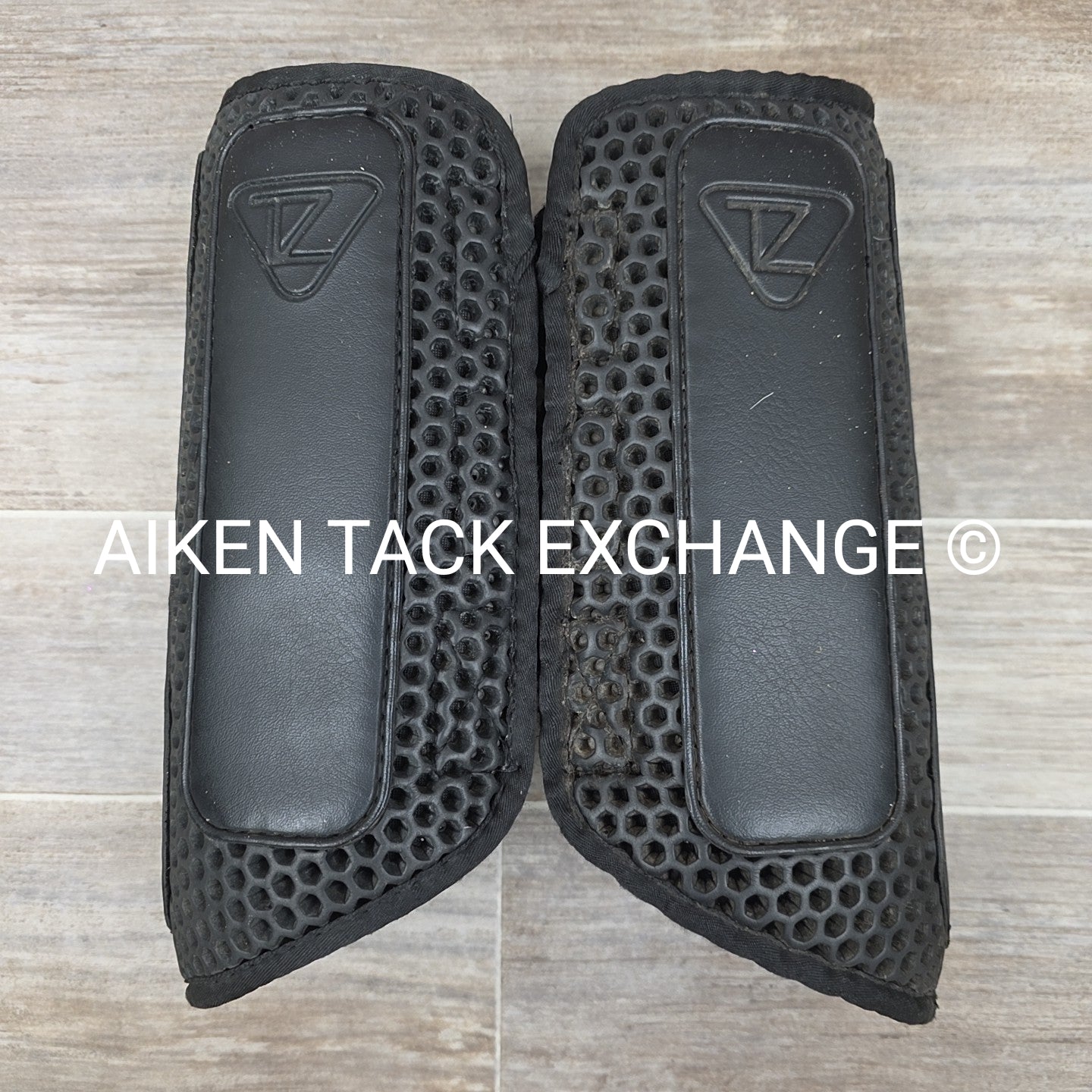 Equilibrium Tri-Zone Impact Sport Hind Boot, Size Small