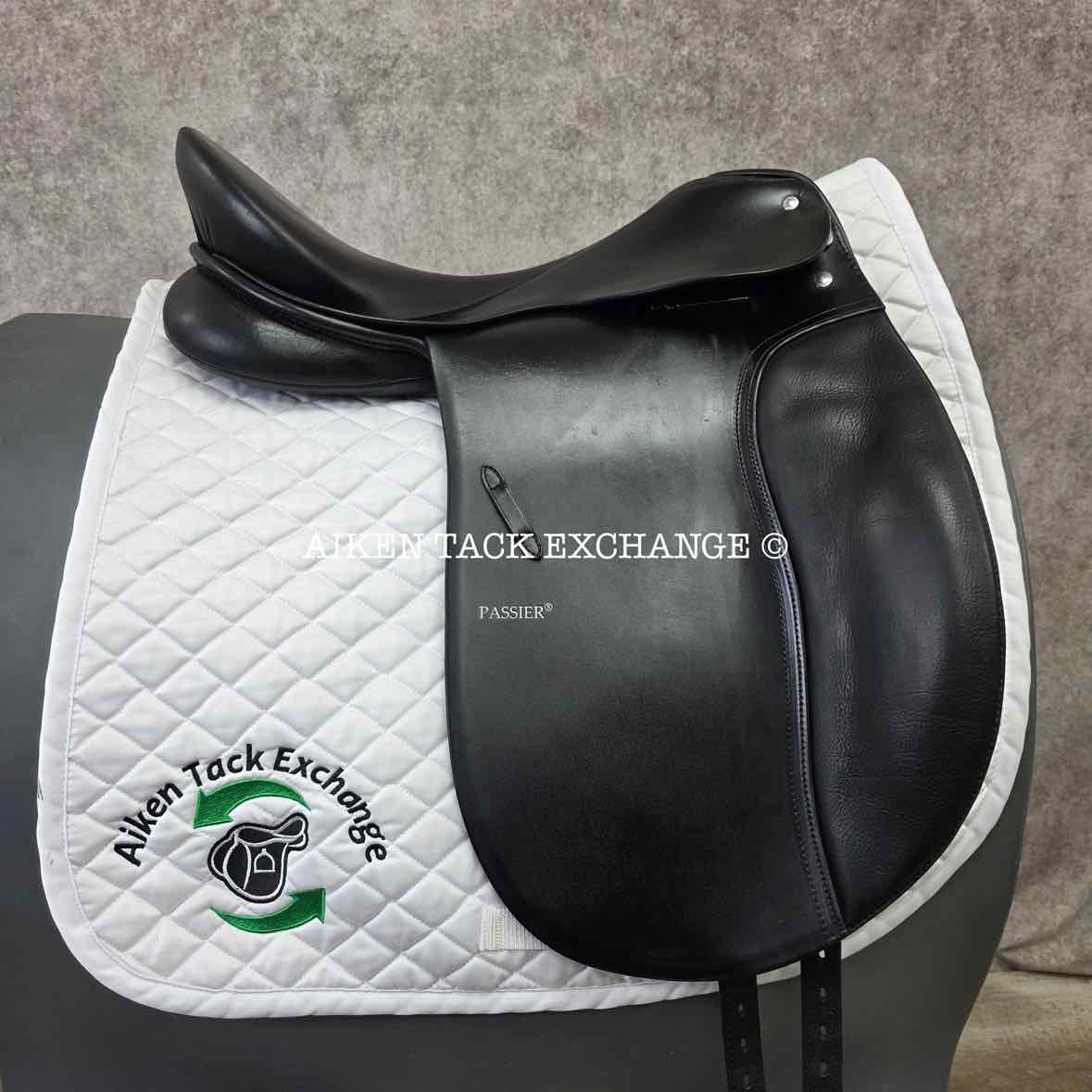 2006 Passier Corona Dressage Saddle, 18" Seat, Long Flap, Medium Wide Tree, Wool Flocked Panels