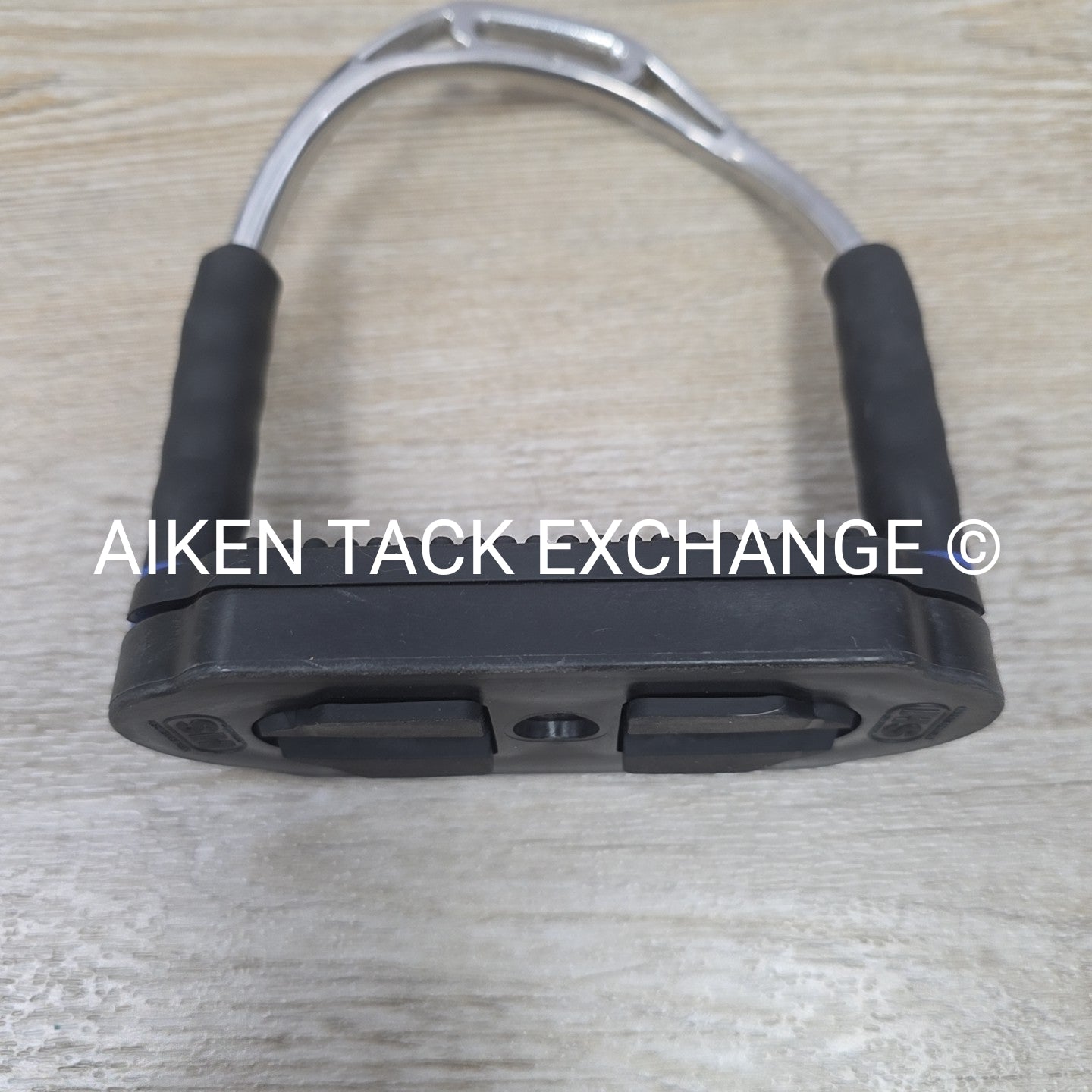 Herm Sprenger Bow Balance 4-F Jointed Flex Stirrups 4.5"