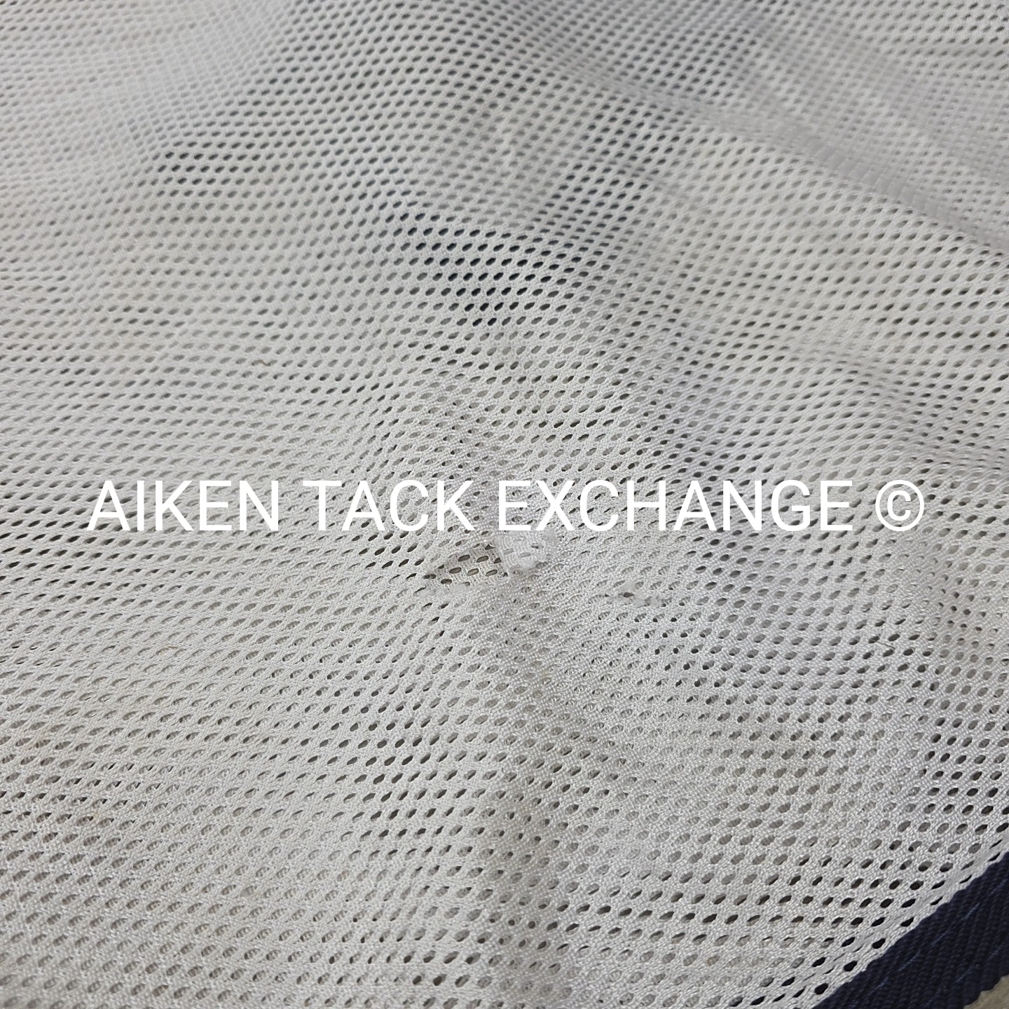 Weatherbeeta Kool Coat Airstream with Detach-A-Neck, 78"