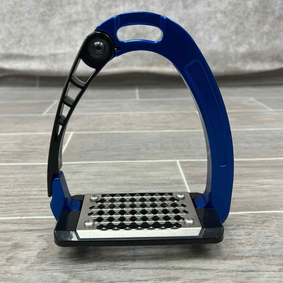 Acavallo Arena Alupro Stirrups, 4.75"