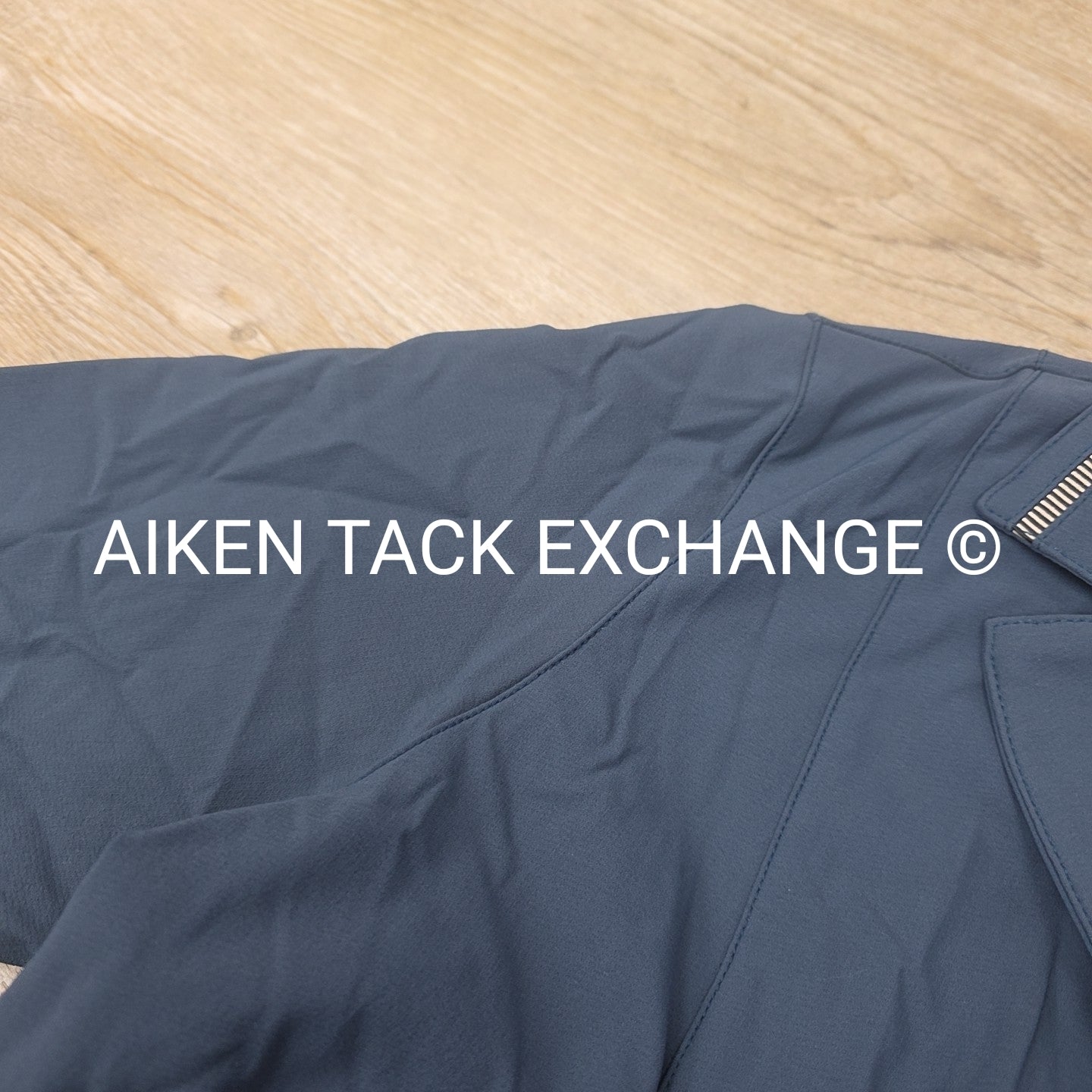 Kerrits Stretch Competitor 4 Button Koat, Size Large