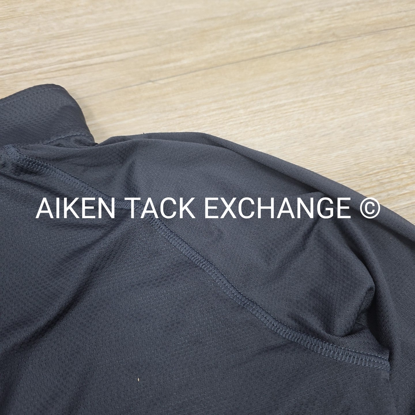 Danskin Now Long Sleeve Top, Size Medium