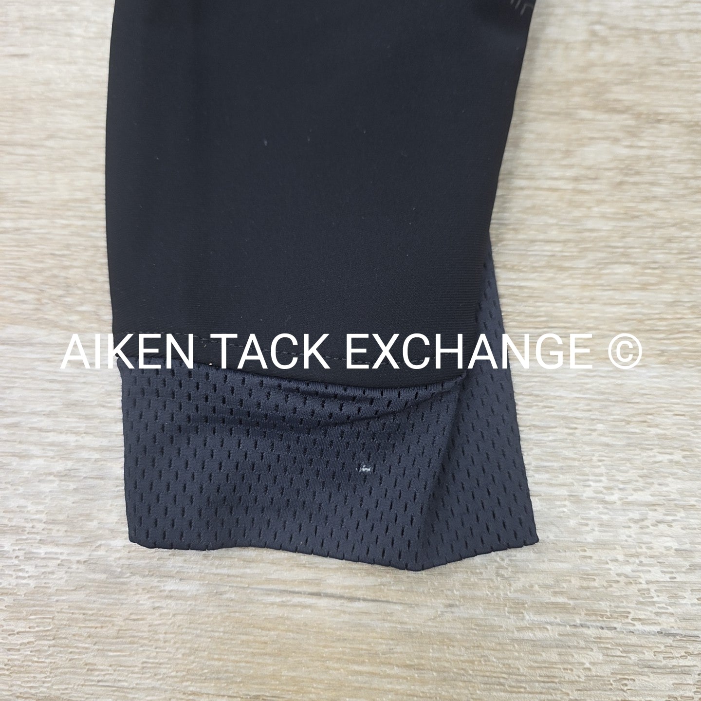 Ariat Tri Factor Silicone Grip Knee Patch Breeches, Size 34R