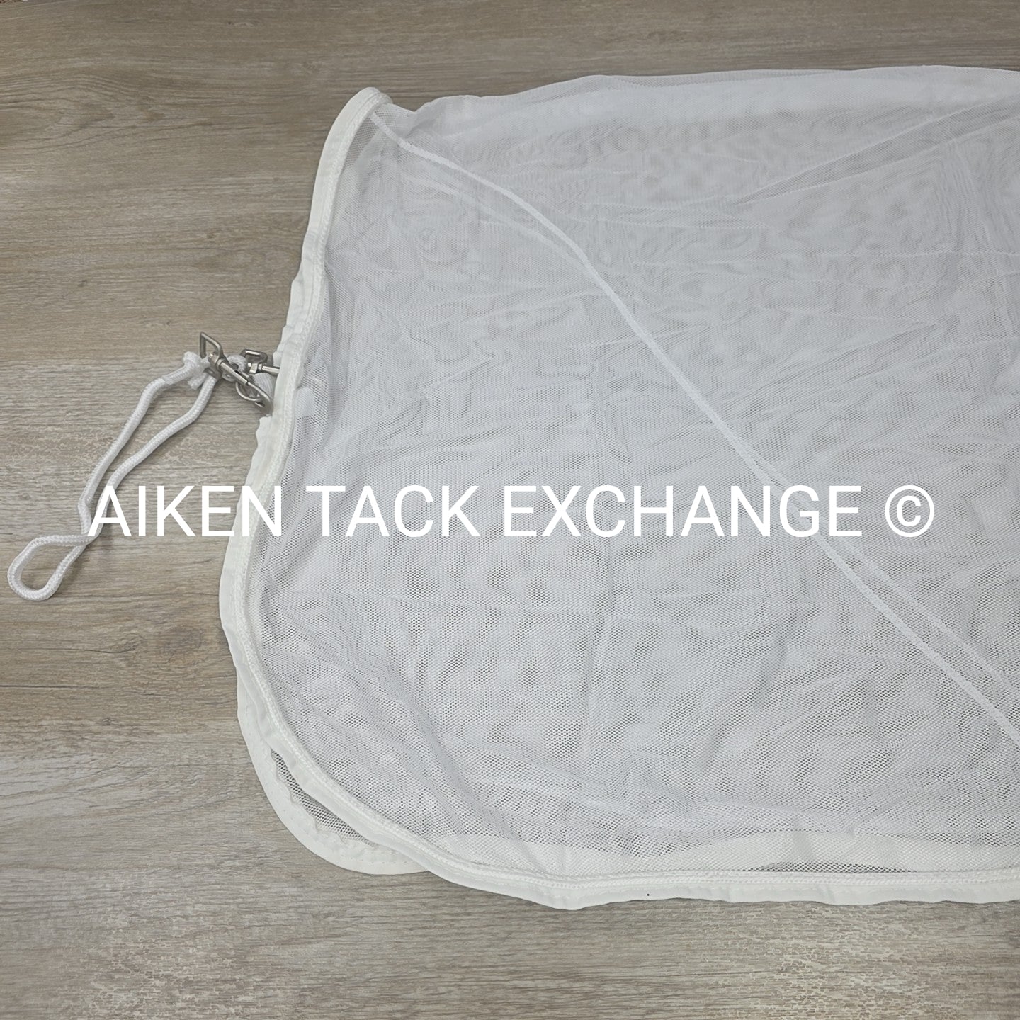 Fenwick Equestrian BodyGuard Mesh Cooler, White (has some marks) 60"