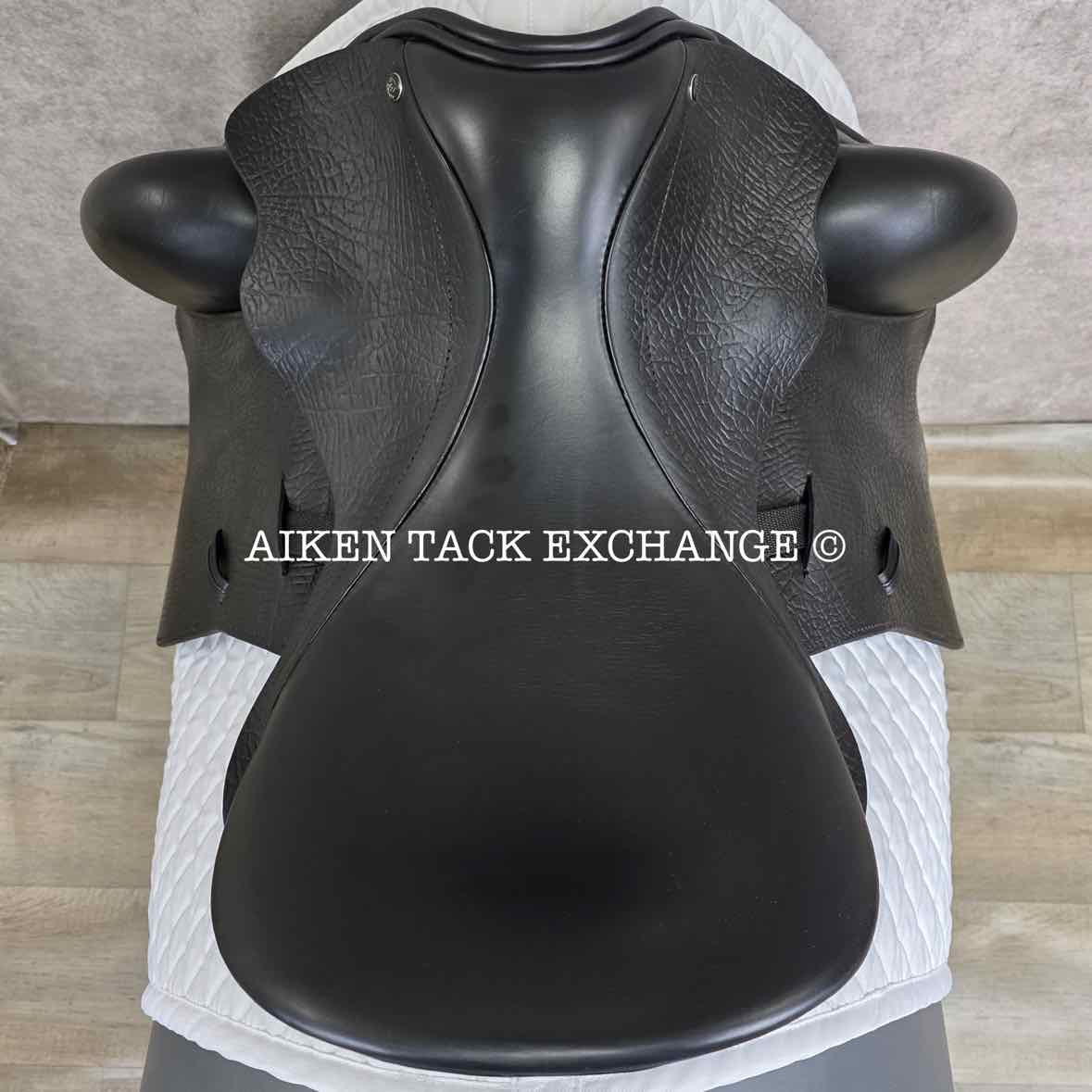 **SOLD** 2020 County Epiphany Monoflap Dressage Saddle, 17.5" Seat, Medium Narrow Tree, Wool Flocked Panels