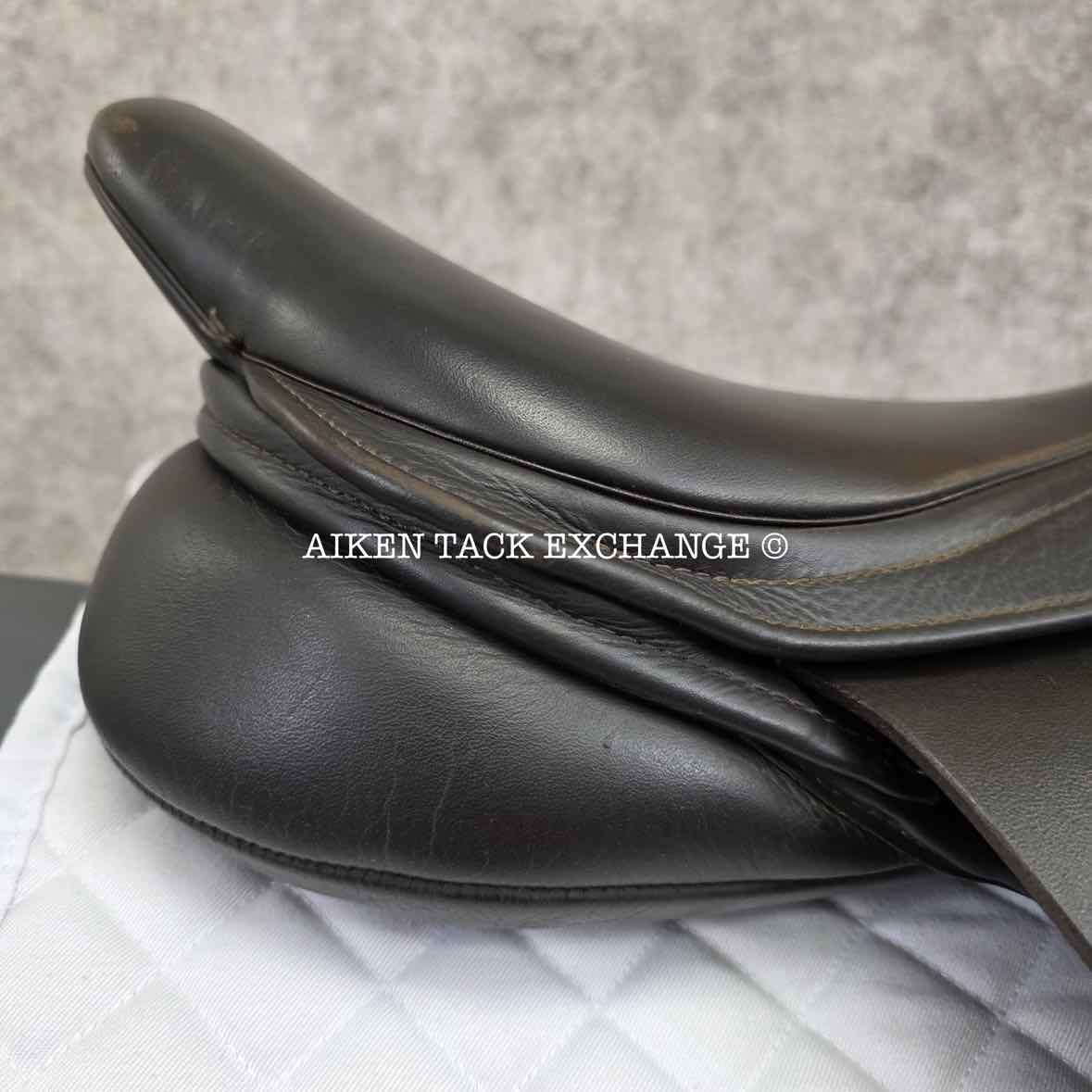 Kent & Masters Original Jump Saddle, 17.5" Seat, Adjustable Tree - Changeable Gullet, Wool Flocked Panels