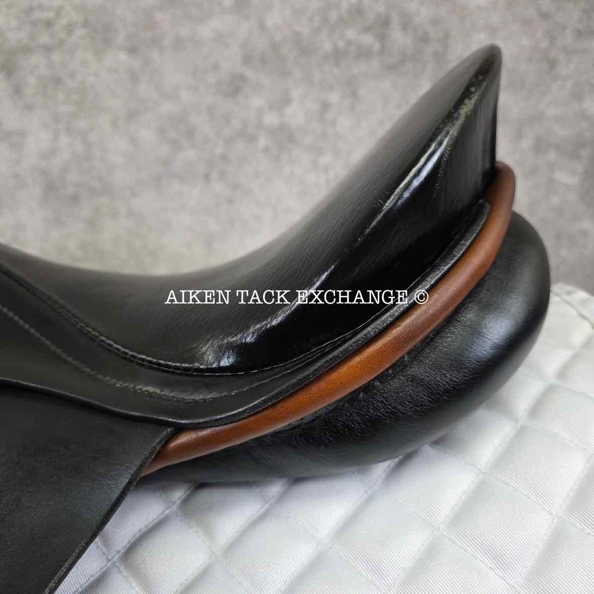 2000 Passier Young Champ Dressage Saddle, 16" Seat, Short Flap, W/XW Tree, Wool Flocked Panels