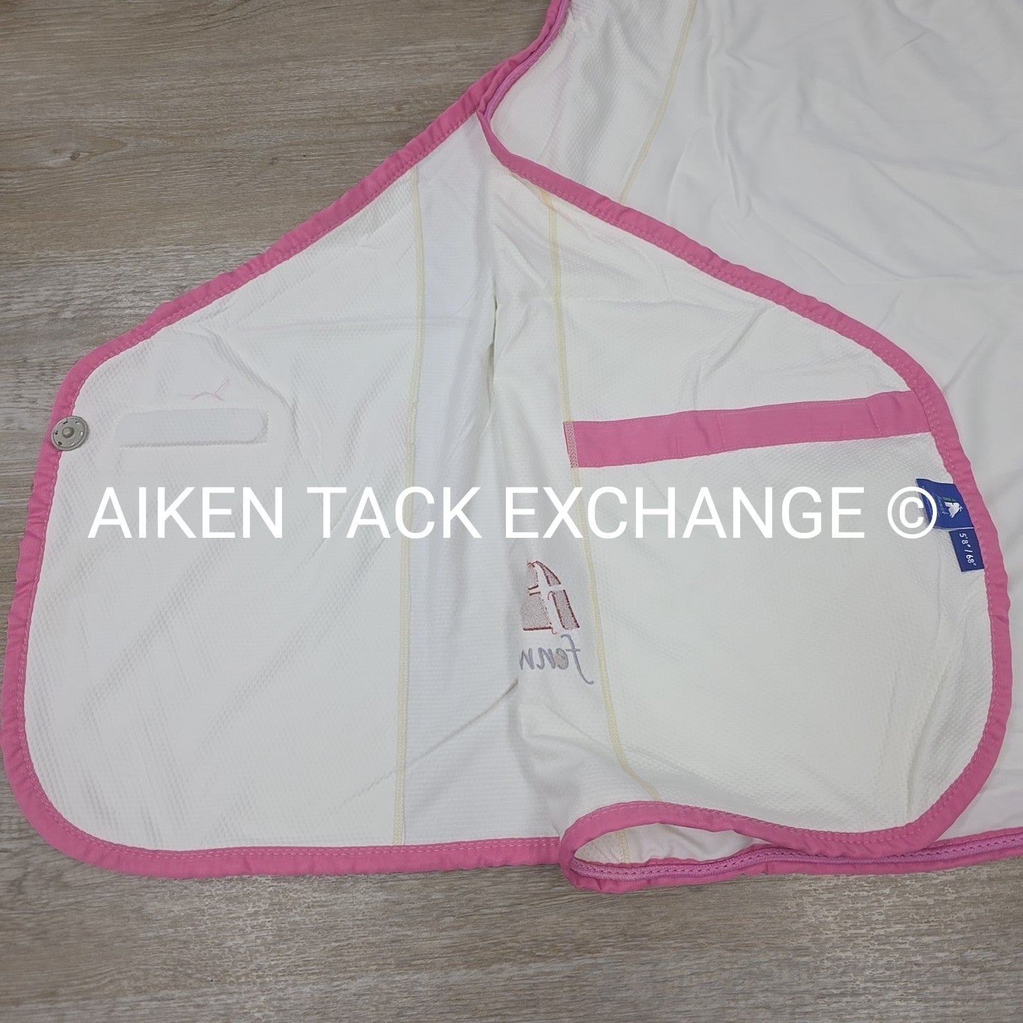Fenwick Equestrian Pop Star Dress Sheet Sporty Cooler, 68"