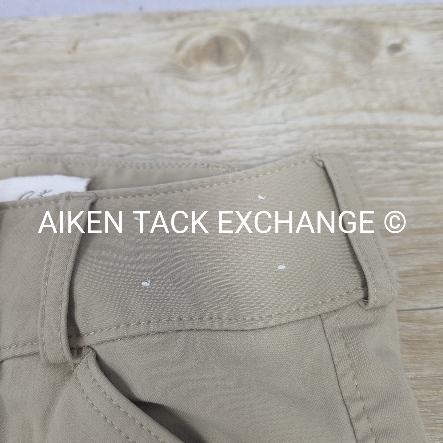 Tailored Sportsman Trophy Hunter Knee Patch Breeches, Size 8