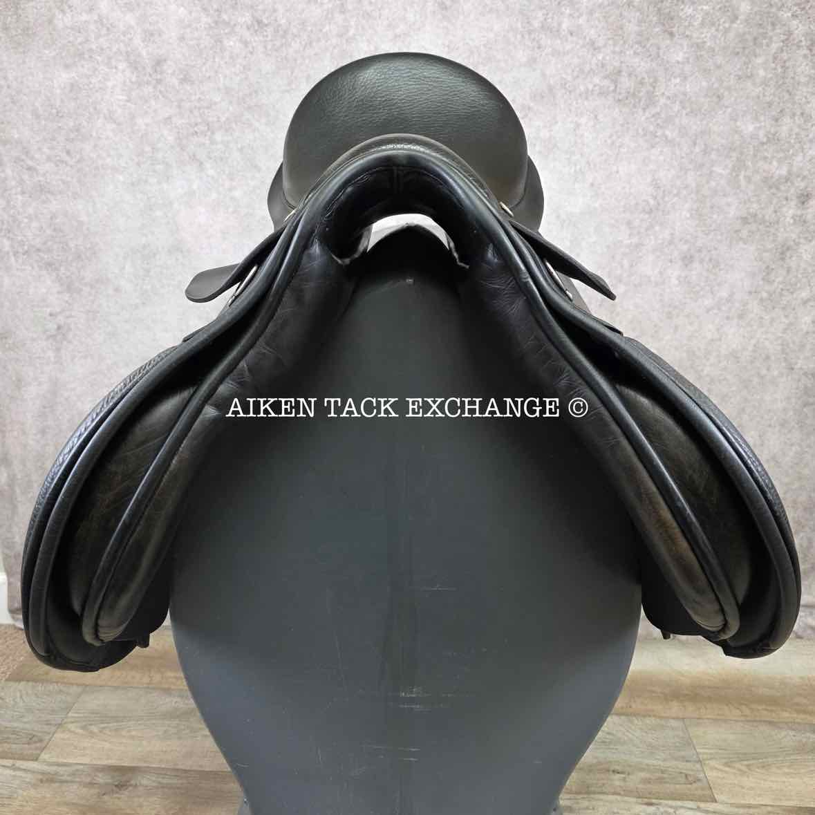 1999 County Eventer All Purpose Saddle, 17.5" Seat, Medium Tree, Wool Flocked Panels