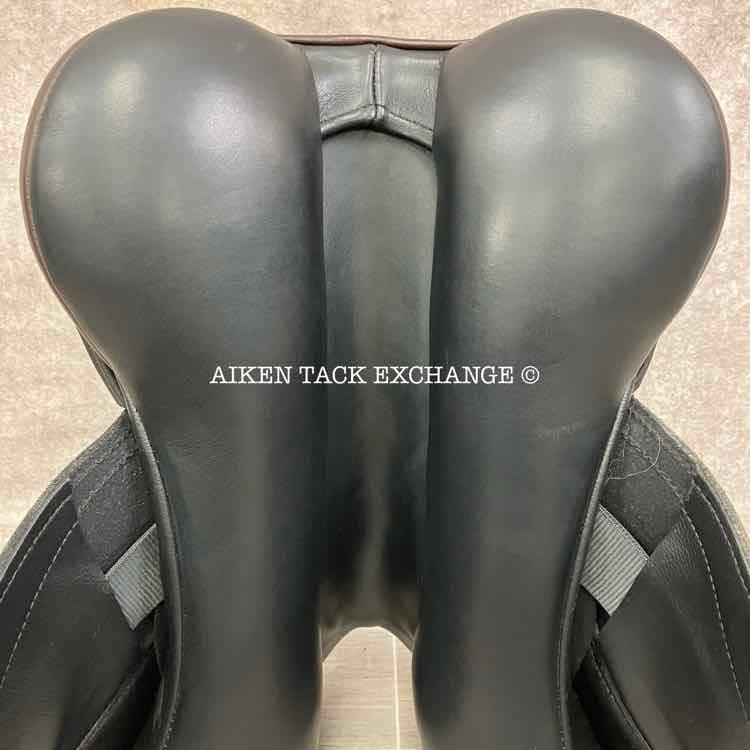**SOLD** 2017 Custom Saddlery Advantage R Monoflap Dressage Saddle, 18" Seat, Short Flap, Adjustable Tree, Wool Flocked Panels