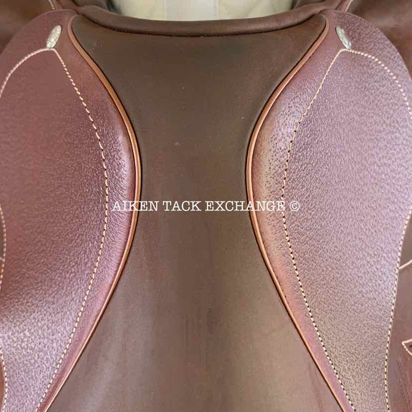 2023 Devoucoux Chiberta K Monoflap Jump Saddle, 16.5" Seat, 0KA Flap, Medium Tree, D3D Panels, Full Buffalo Leather