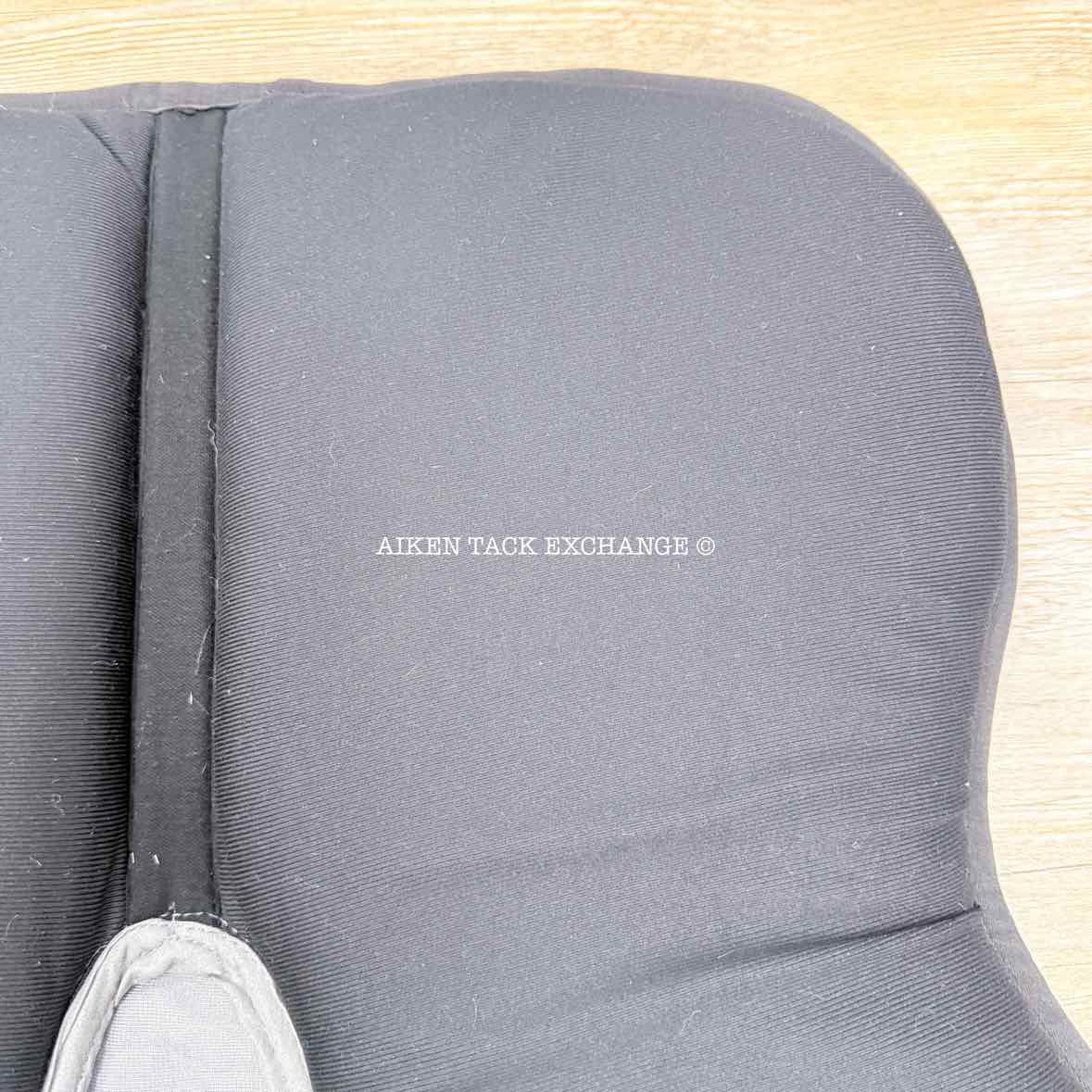 LeMieux Sports Grip Memory Foam Half Pad