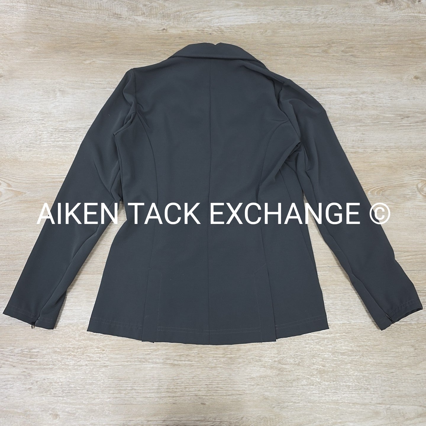 Grand Prix TechLite Show Coat, Size 14 R