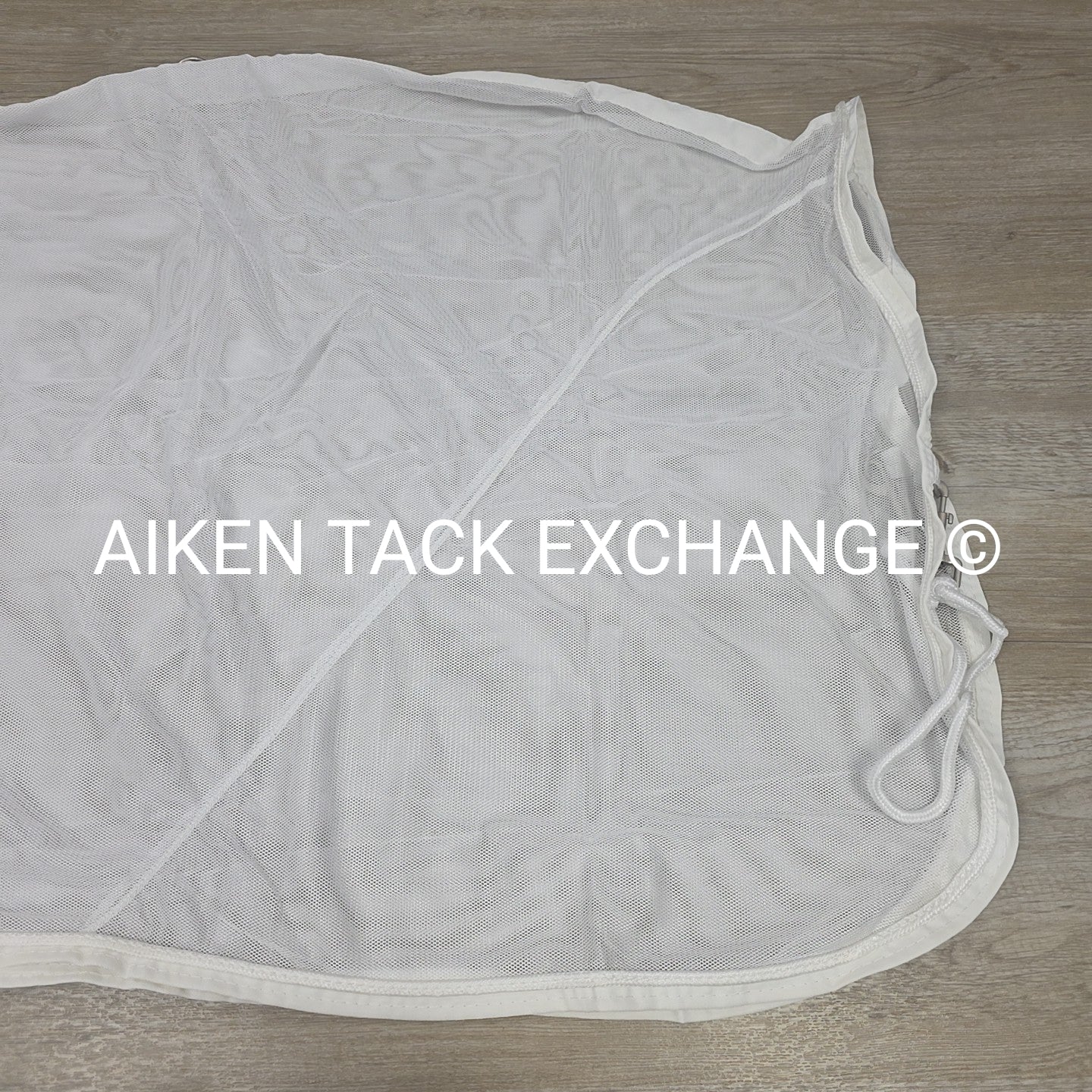 Fenwick Equestrian BodyGuard Mesh Cooler, White (has some marks) 60"