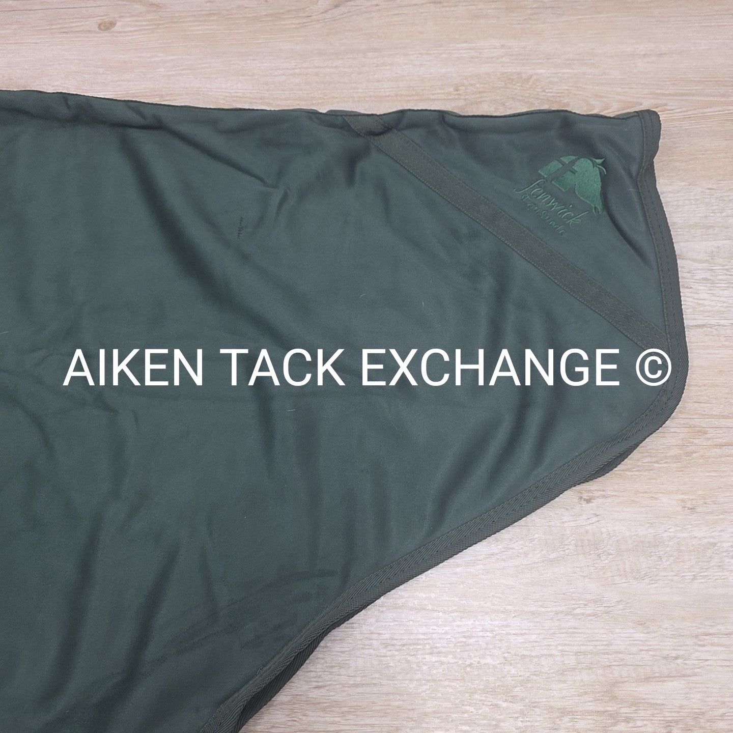 Fenwick Equestrian EquSuede Quarter Sheet, Green, Size Large
